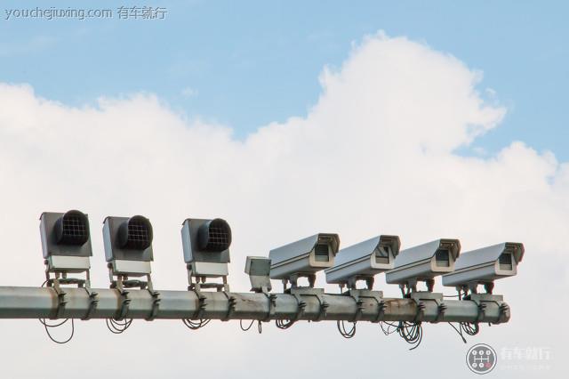 城市道路违章高发点及原因，车主必看避免吃罚单