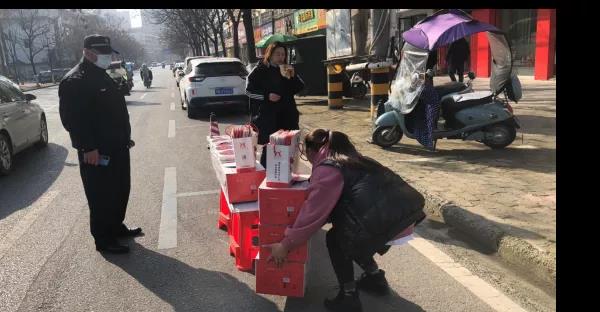 泰丰街道综合执法中心整治辖区乱象，提升市容环境与交通安全