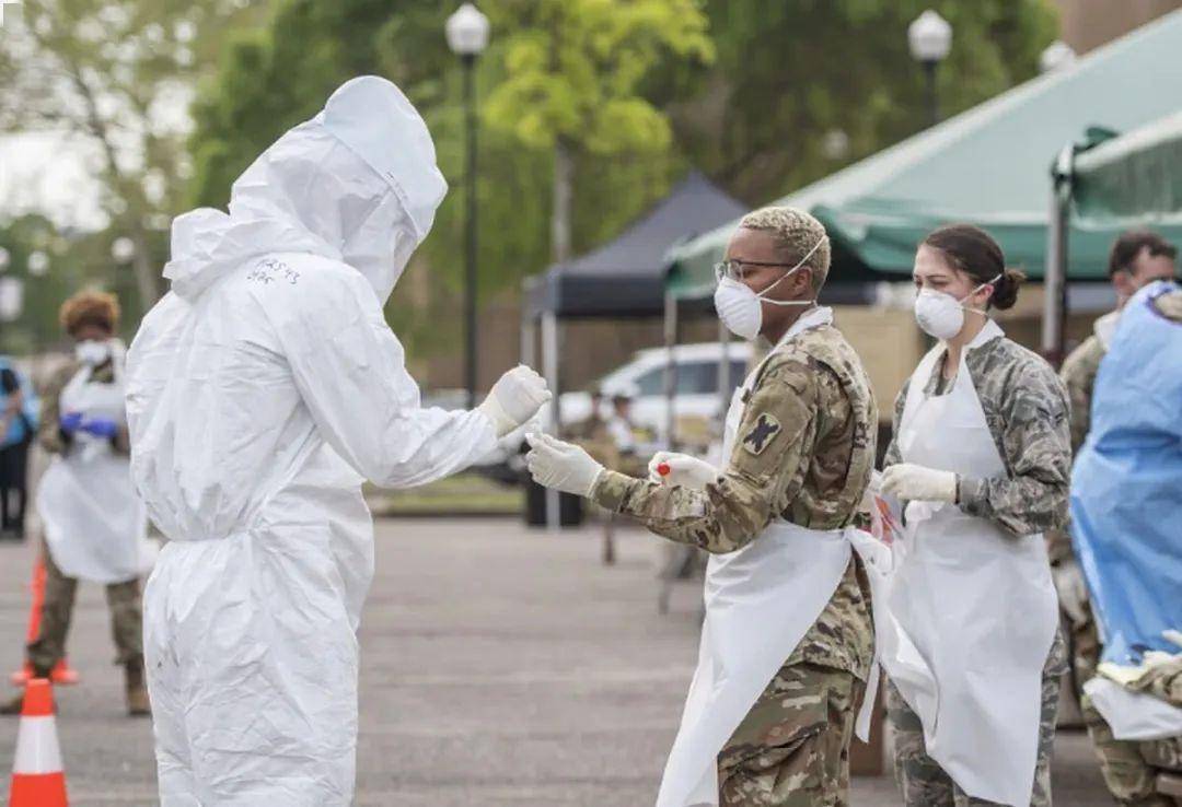 美声称愿给中国供疫苗,还关注中国疫情防控及数据统计