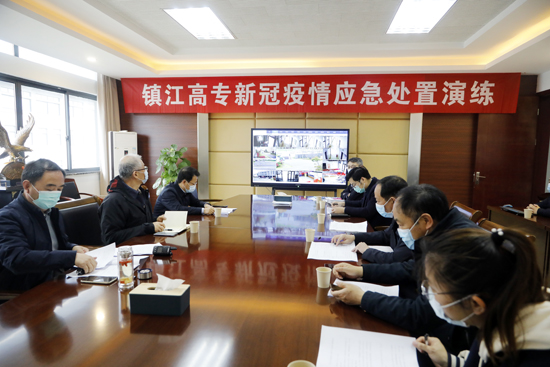 学校开展新冠疫情应急处置演练，保障师生安全